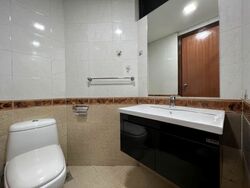 Glendale Park (D23), Condominium #583962141